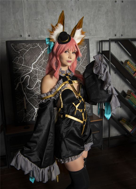 Tsuki Desu - Tamamo-no-Mae-幻想世界