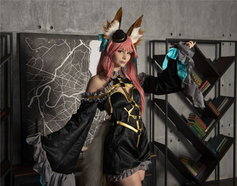 Tsuki Desu - Tamamo-no-Mae-幻想世界