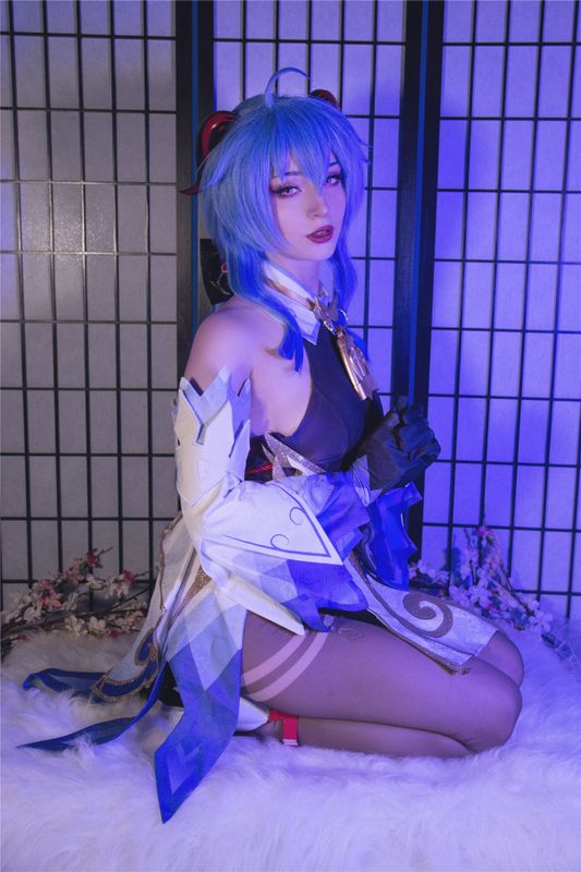 ShiroKitsune - Ganyu-幻想世界