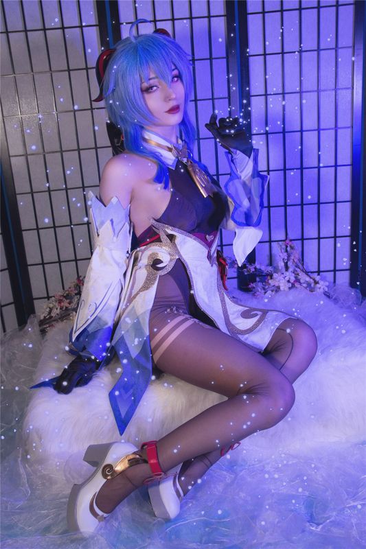 ShiroKitsune - Ganyu-幻想世界