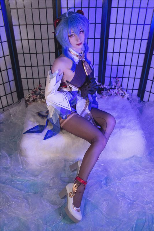 ShiroKitsune - Ganyu-幻想世界