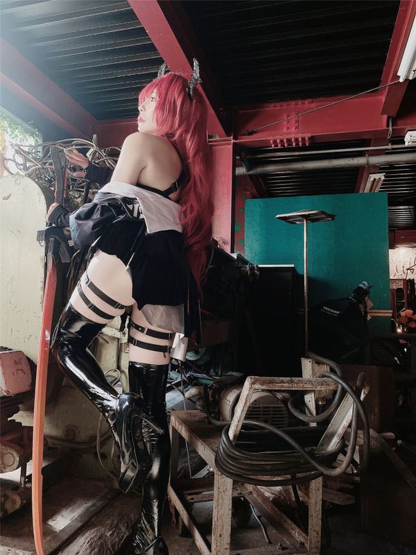 ギチギチベルト太ももなアクナイスルト-幻想世界