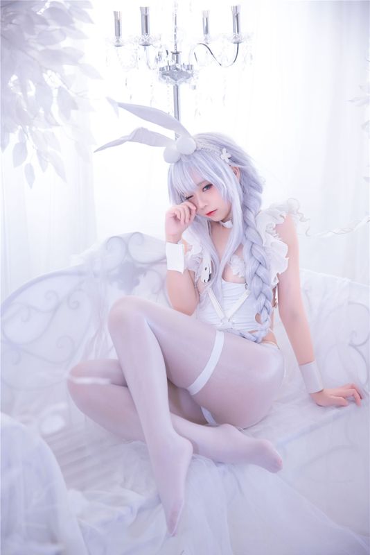 碧蓝航线 恶毒皮肤 懒懒的白兔-幻想世界