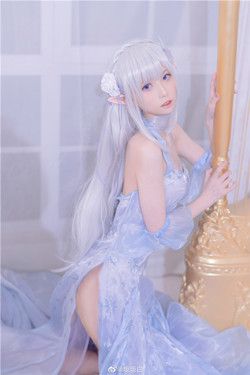 坂坂白 - 爱蜜莉雅-幻想世界