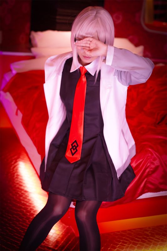 ハロウィンは先輩にTREATされたお菓子（ブランデー入）を食べた後、気がついたらホテル（SM)でTRICKされてました。。。extreme-幻想世界