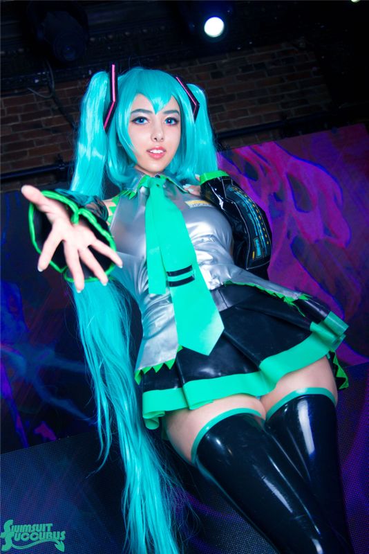 Swimsuit Succubus - Hatsune Miku-幻想世界