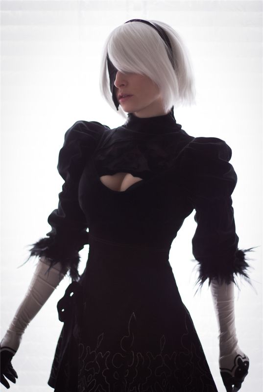 Bindi Smalls - 2B-幻想世界