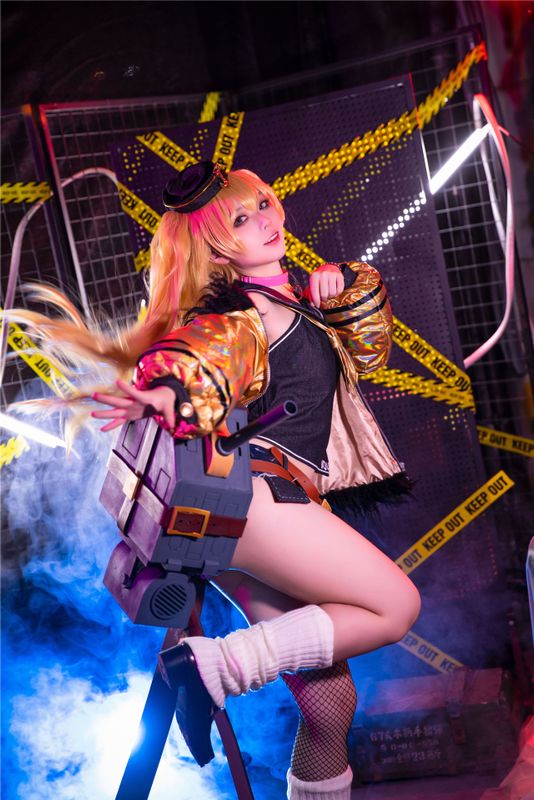 碧蓝航线贝奇舰B-幻想世界