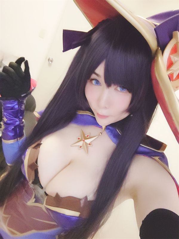 Okada Yui - Mona-幻想世界