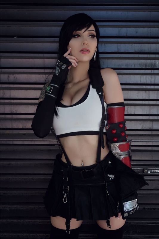 Beke Jacoba -Tifa-幻想世界