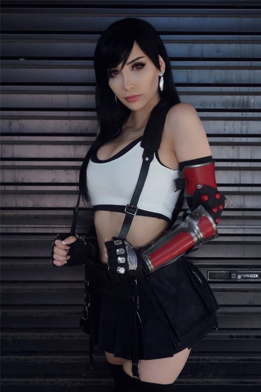 Beke Jacoba -Tifa-幻想世界