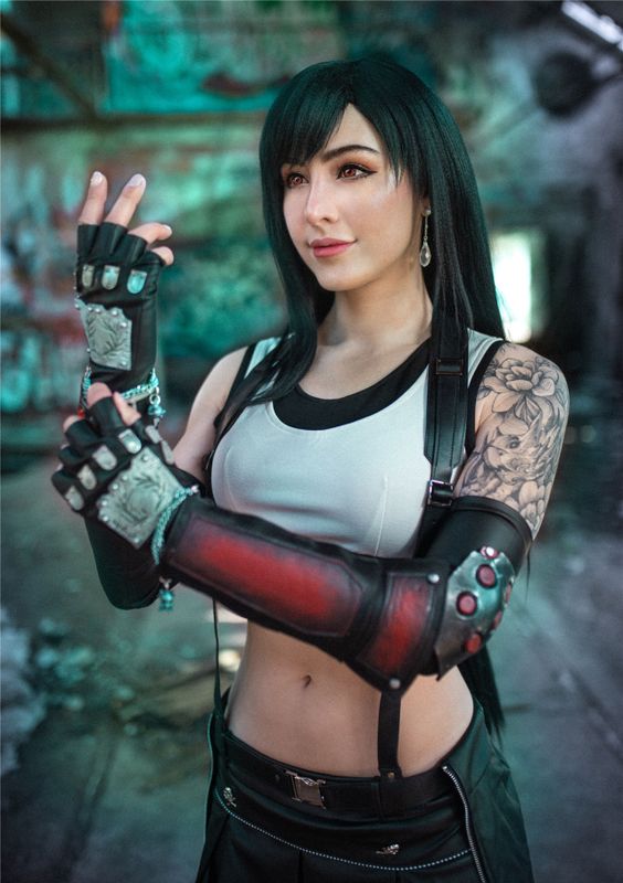 Luxlo Cosplay - Tifa Lockhart-幻想世界