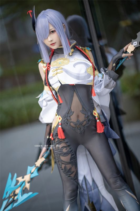 南宫 - 申鹤-幻想世界