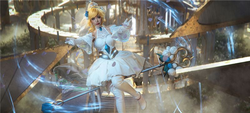 【爆机少女喵小吉】英雄联盟-拉克丝 水晶玫瑰-幻想世界