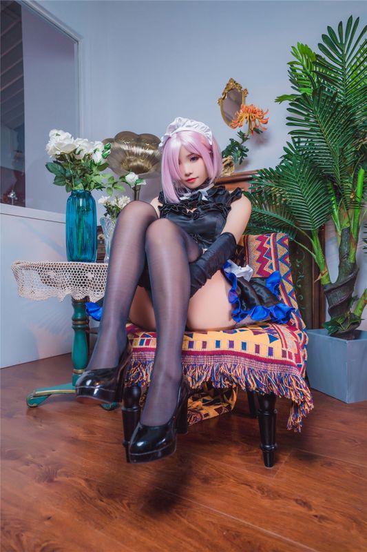 墨玉-M  玛修女仆-幻想世界