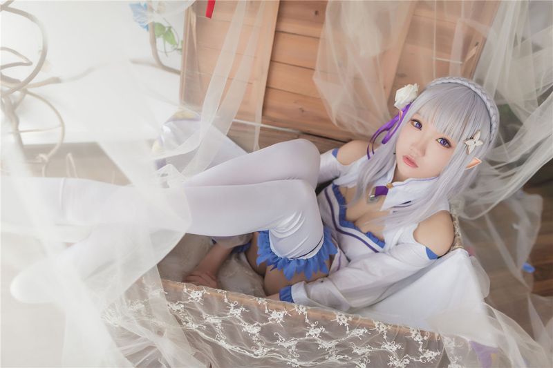 [瓜希酱]  艾米莉亚-幻想世界