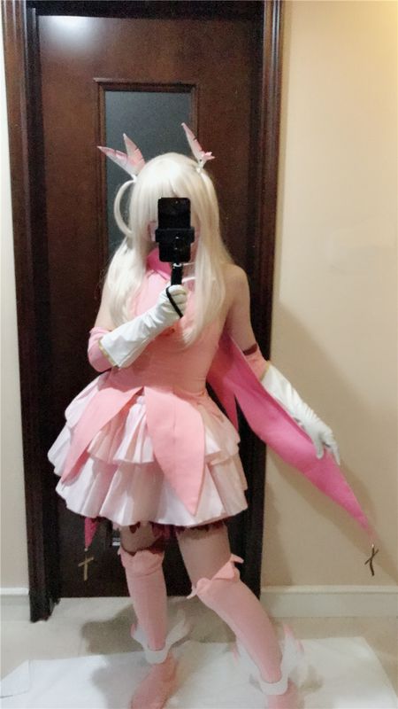 少女映画-魔法少女伊莉雅自拍-幻想世界