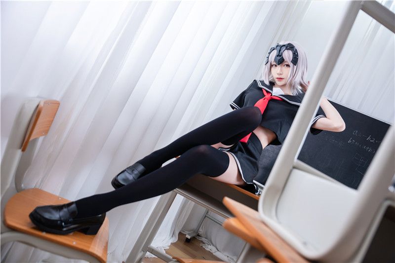 青青子js-黑贞-幻想世界