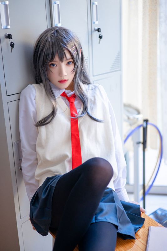 Hootle桜桃喵 - 麻衣学姐制服-幻想世界