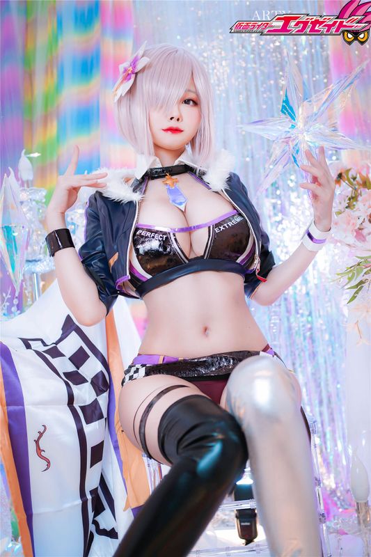 Arty Huang - FGO Mash racing suit-幻想世界