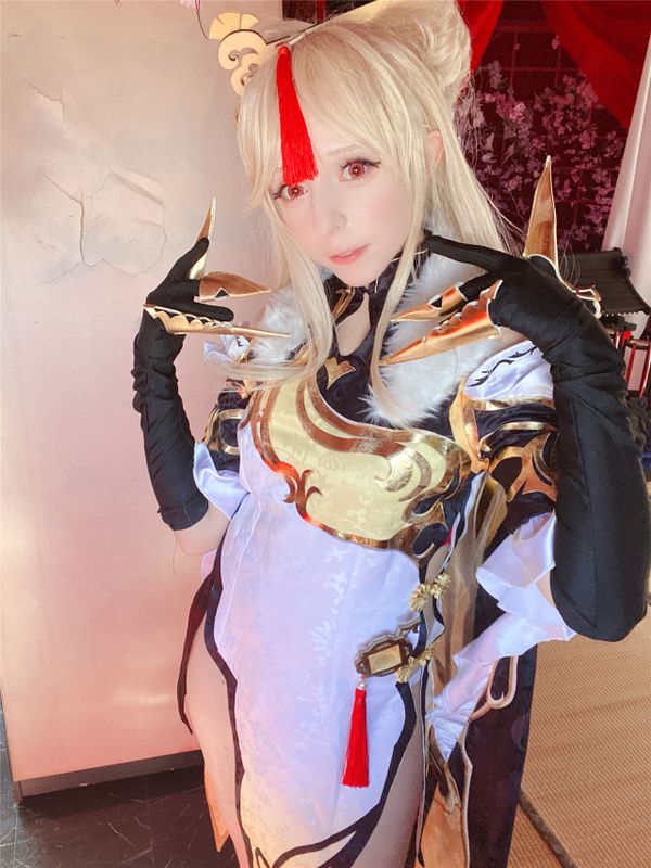 【Arya Cosplay】- Ningguang-幻想世界