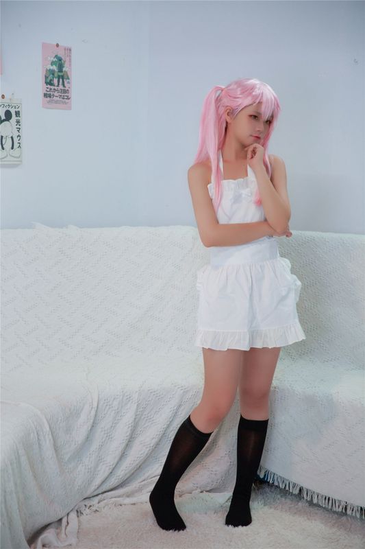 [G44不会受伤] 小黑围裙-幻想世界