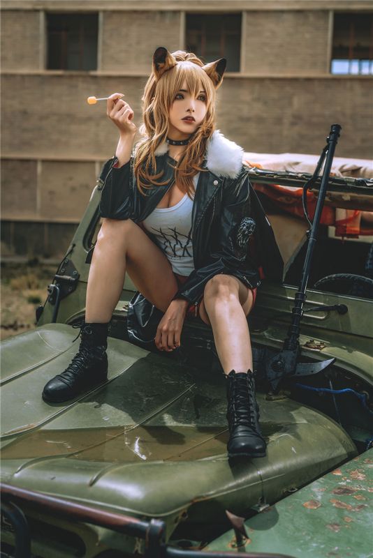 秋和柯基 - 推进之王-幻想世界