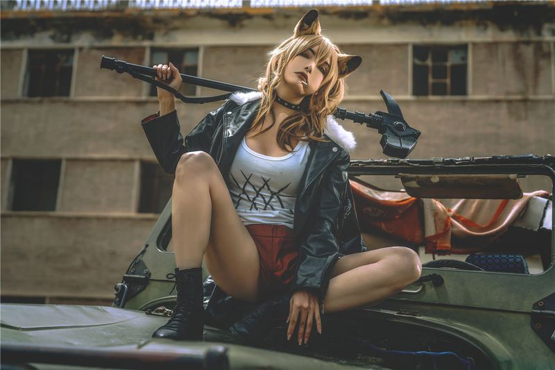 秋和柯基 - 推进之王-幻想世界