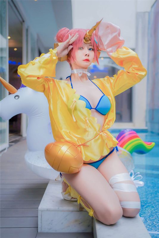 Arty Huang - FGO Frankenstein swimsuit-幻想世界