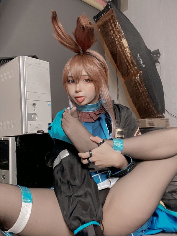 Umeko J - Amiya-幻想世界