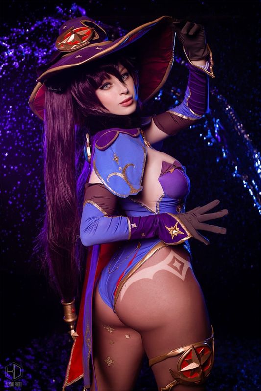 Lady Melamori - Mona-幻想世界