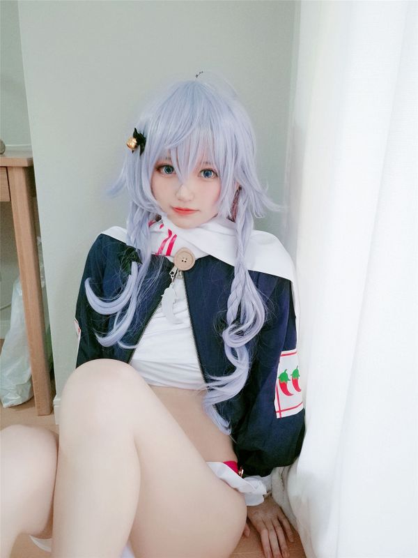 千阳 - VTuber 神乐七奈-幻想世界