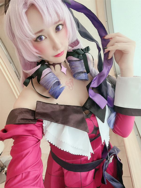 ひゃくまんてんのお嬢様ですわよ〜💯🦂💜-幻想世界