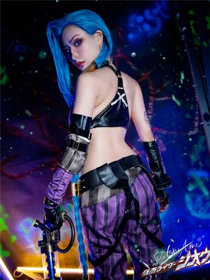 雨波_HaneAme - League of Legends JINX-幻想世界