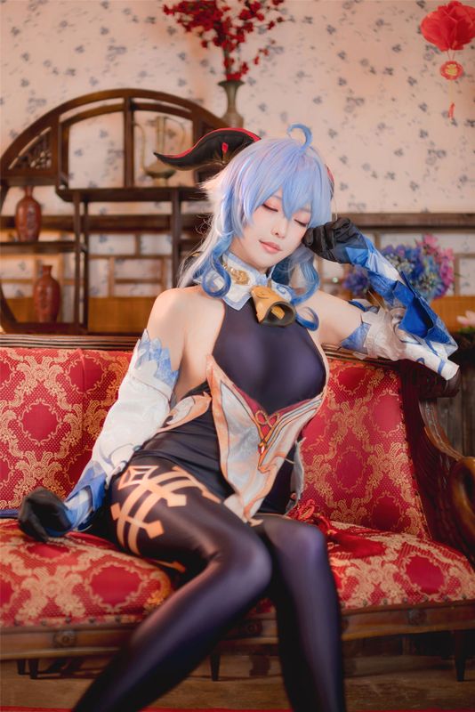 Ely - Ganyu-幻想世界