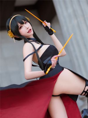 Plant Lily - Yor Forger-幻想世界