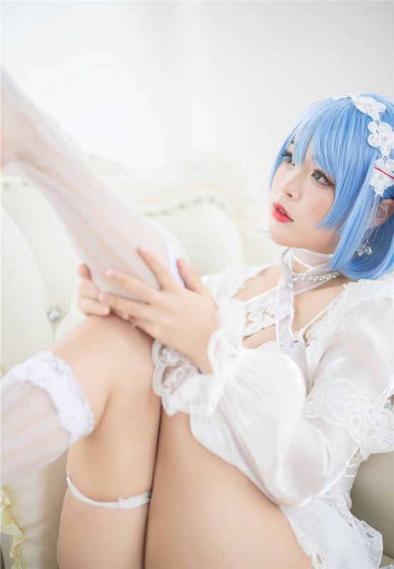 白烨烨(耶米西奶露) - 恰巴耶夫-幻想世界