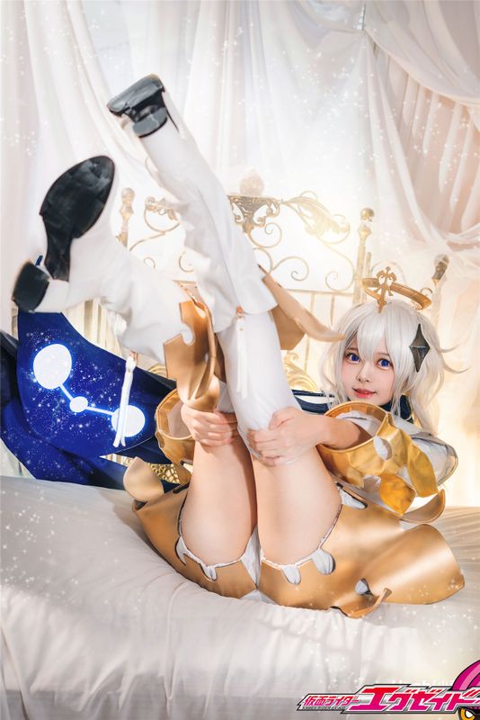 Hachi - Paimon-幻想世界