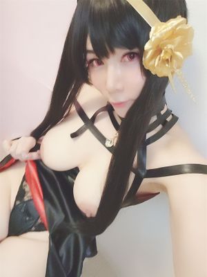 パイズリからの騎乗位パンパン🙏-幻想世界