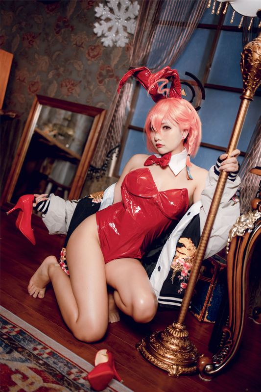 是一只熊仔吗 - Neru Mikamo Bunny-幻想世界