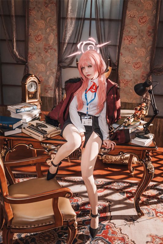 是一只熊仔吗 - Aru Rikuhachima-幻想世界