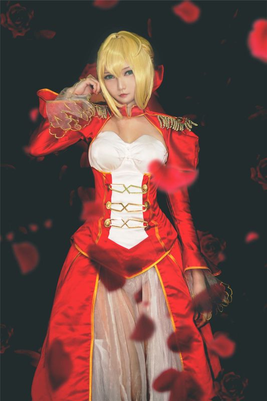 Potato Godzilla - Nero-幻想世界