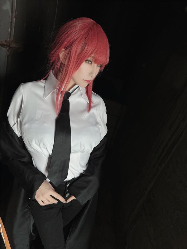 チェンソーマン🪚マキマさん＆今日のコスホリ用撮影-幻想世界