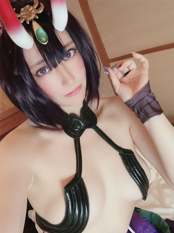 夏の新作エッチな酒呑童子未収録カット♥-幻想世界