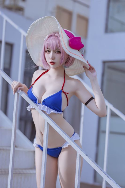 二佐Nisa - 塔尔图_泳装-幻想世界