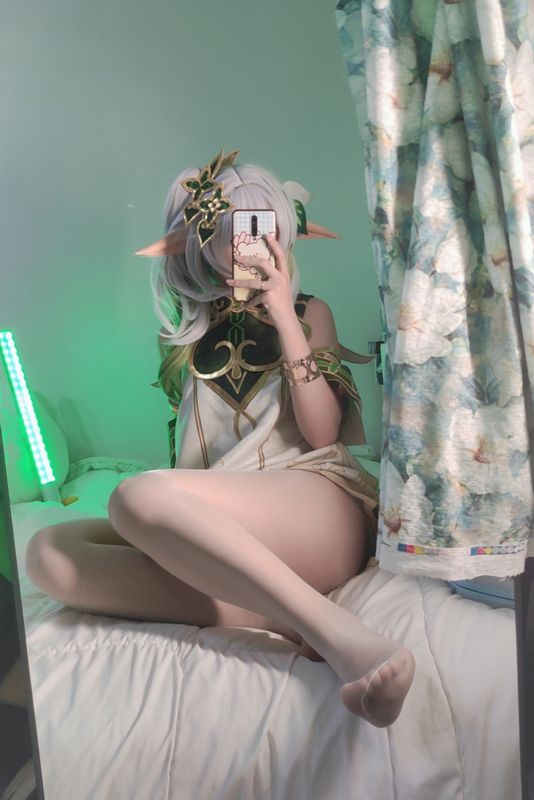 洛桑w伊梓 小草神-幻想世界