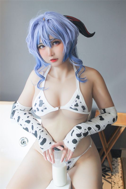 Maria Desu - Ganyu-幻想世界