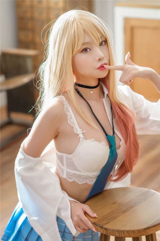 Yuna - Marin Kitagawa-幻想世界