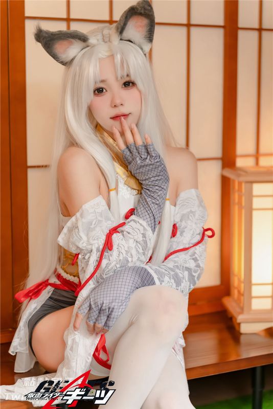 黏黏团子兔 - Kurumi Tsuchimikado-幻想世界