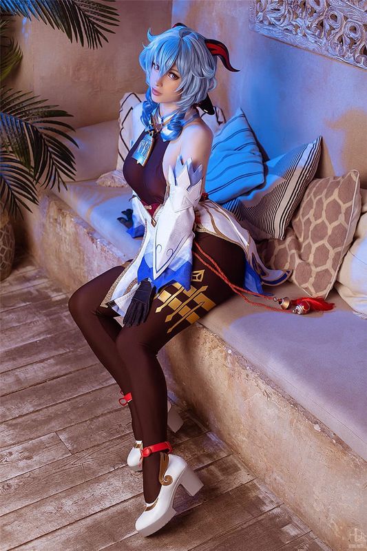 Lady Melamori - Ganyu x Keqing-幻想世界